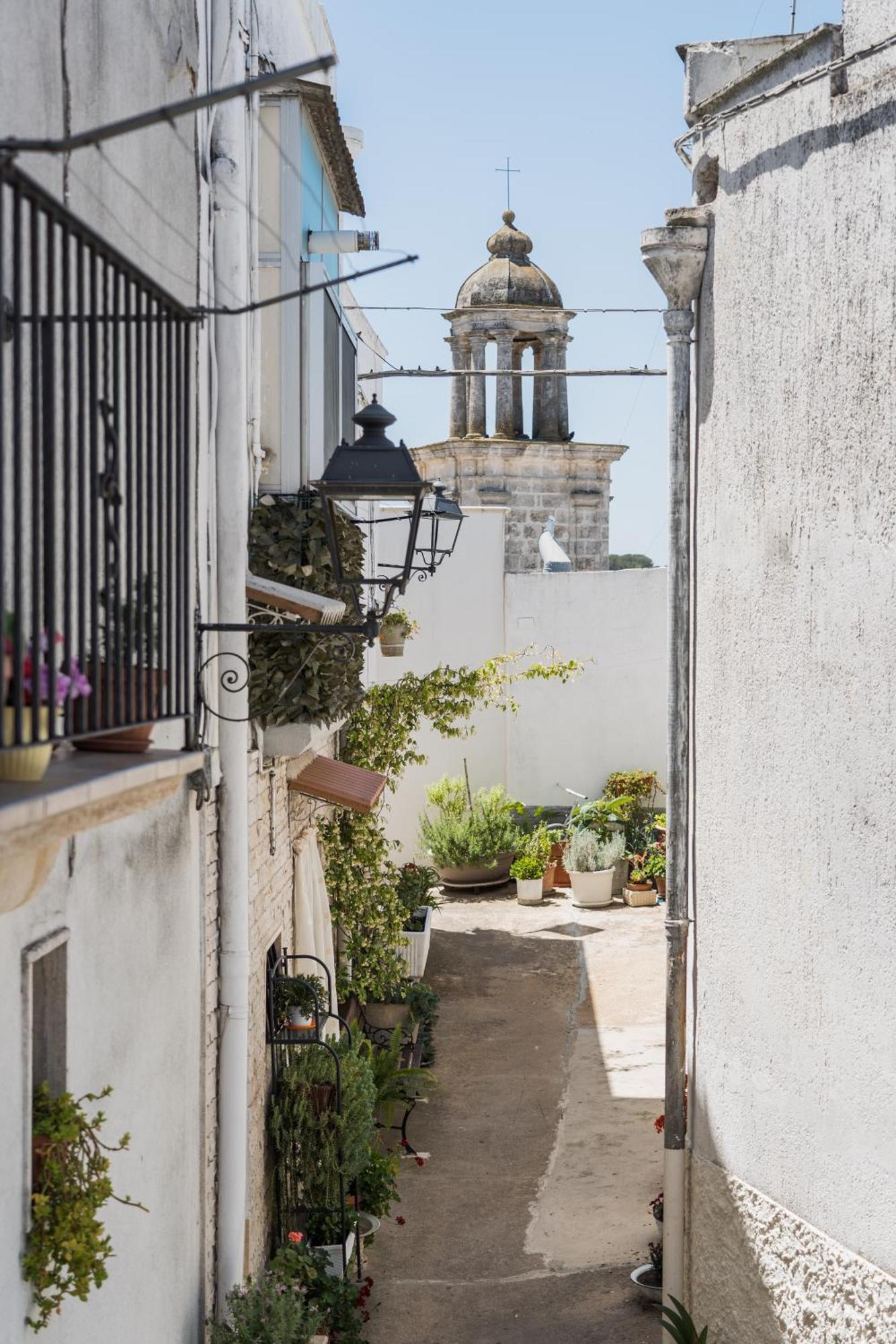 La Corte Di Navarrete Laterza Bagian luar foto
