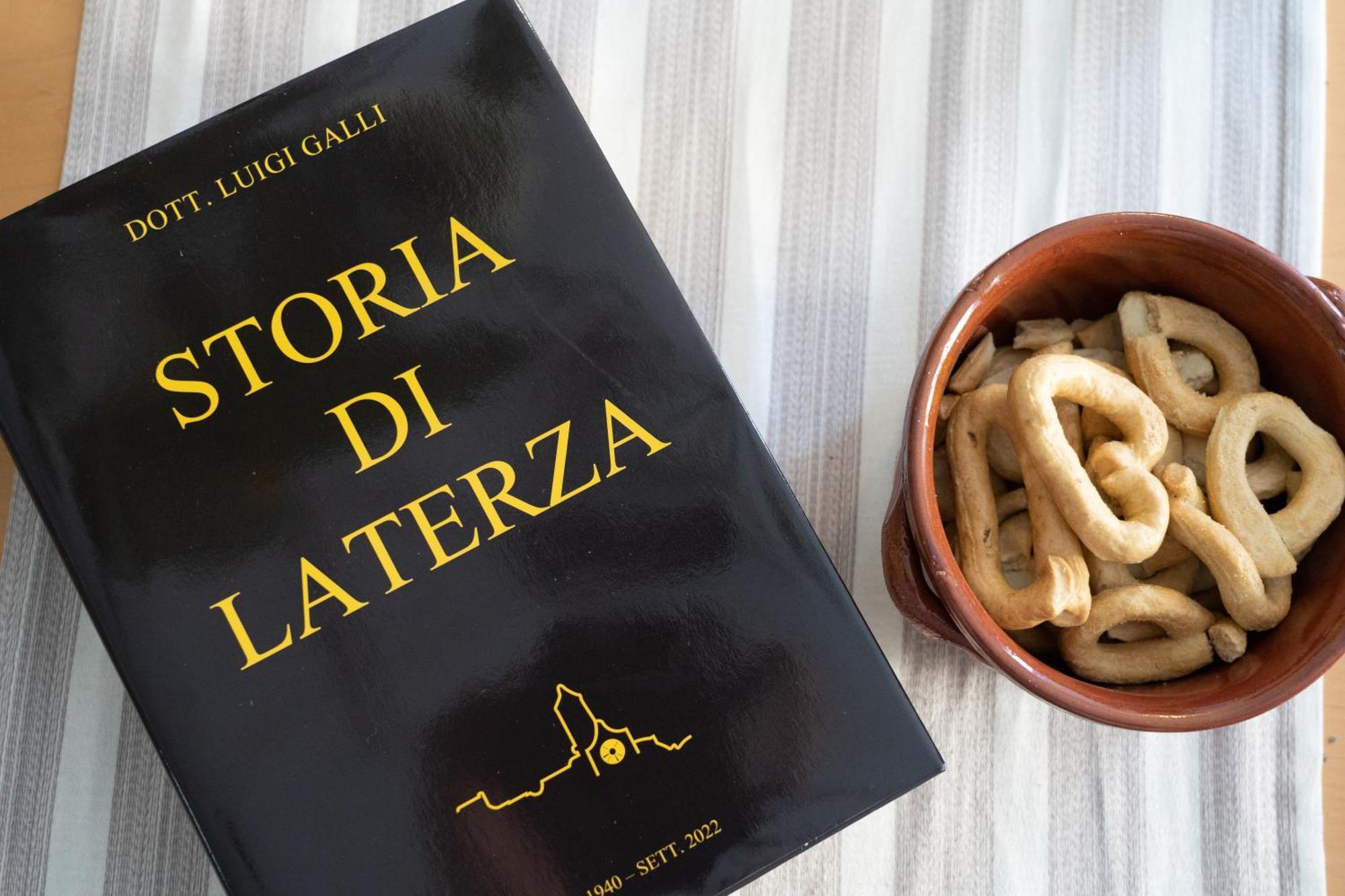 La Corte Di Navarrete Laterza Bagian luar foto